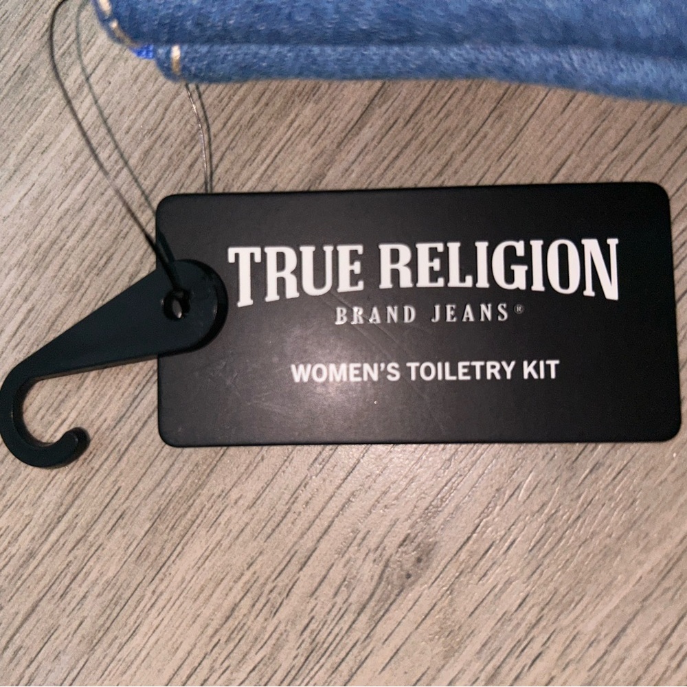 True Religion Denim Bag, Makeup or Toiletry NEW - Picture 8 of 10